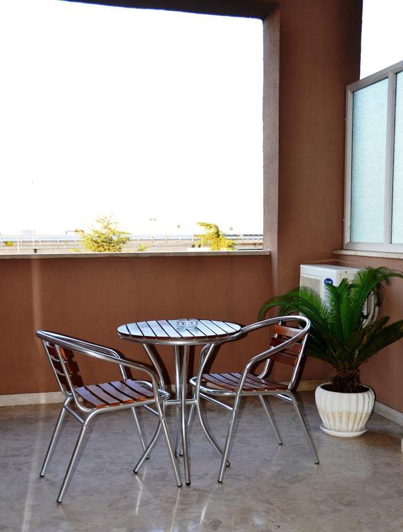 Hotel A-14 Modugno Szoba fotó