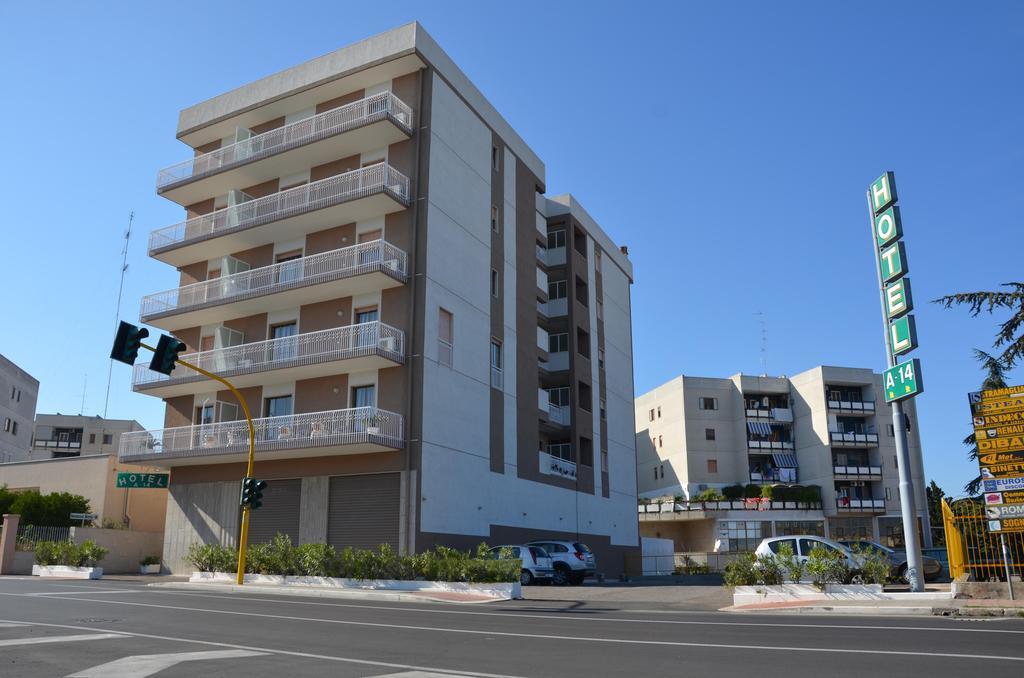 Hotel A-14 Modugno Kültér fotó