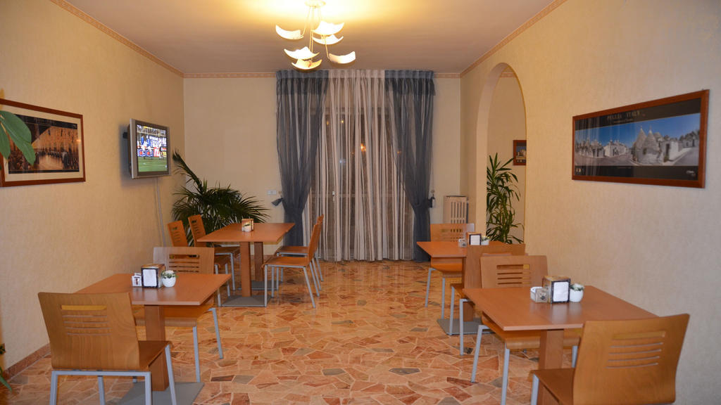 Hotel A-14 Modugno Kültér fotó