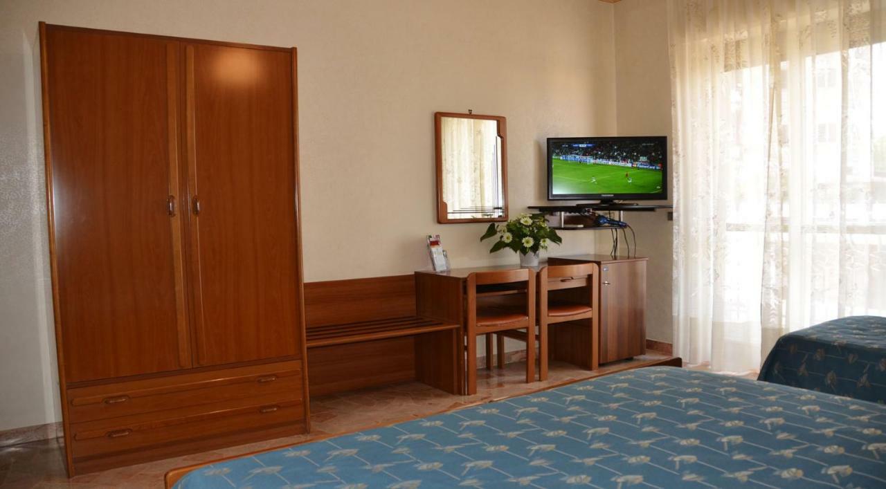 Hotel A-14 Modugno Kültér fotó